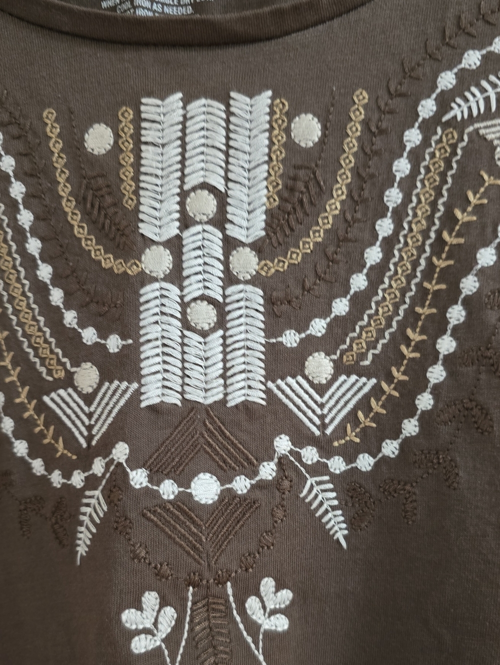 St. John's Bay Brown Short Sleeve Scoop Neck Top with White Embroidery - Picture 3 of 4